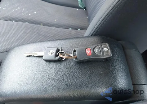 2009 Nissan Versa S/Sl z USA, uszkodzony, nr VIN 3N1BC13E49L411126